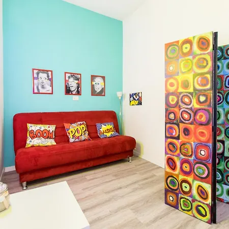 Pop House Apartment *