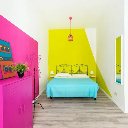 Pop House Apartment Rom